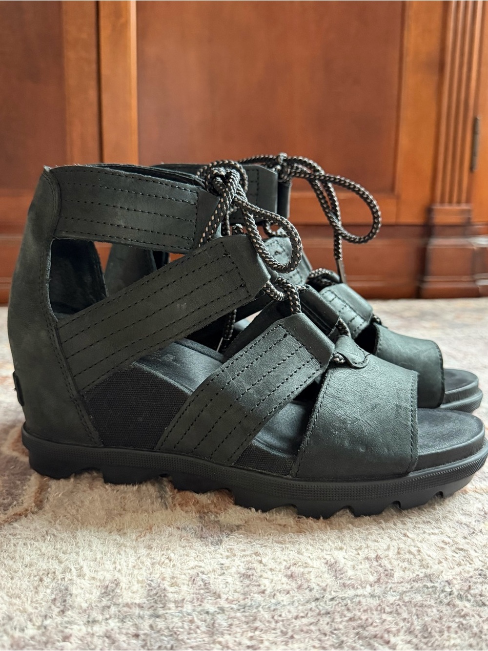 Sorel Joanie II Lace Wedge Sandal Black Womens 7.5